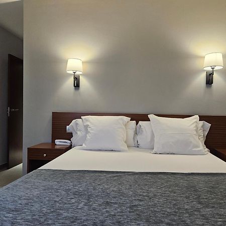 Hotel Les 7 Claus Andorra la Vella Exterior foto